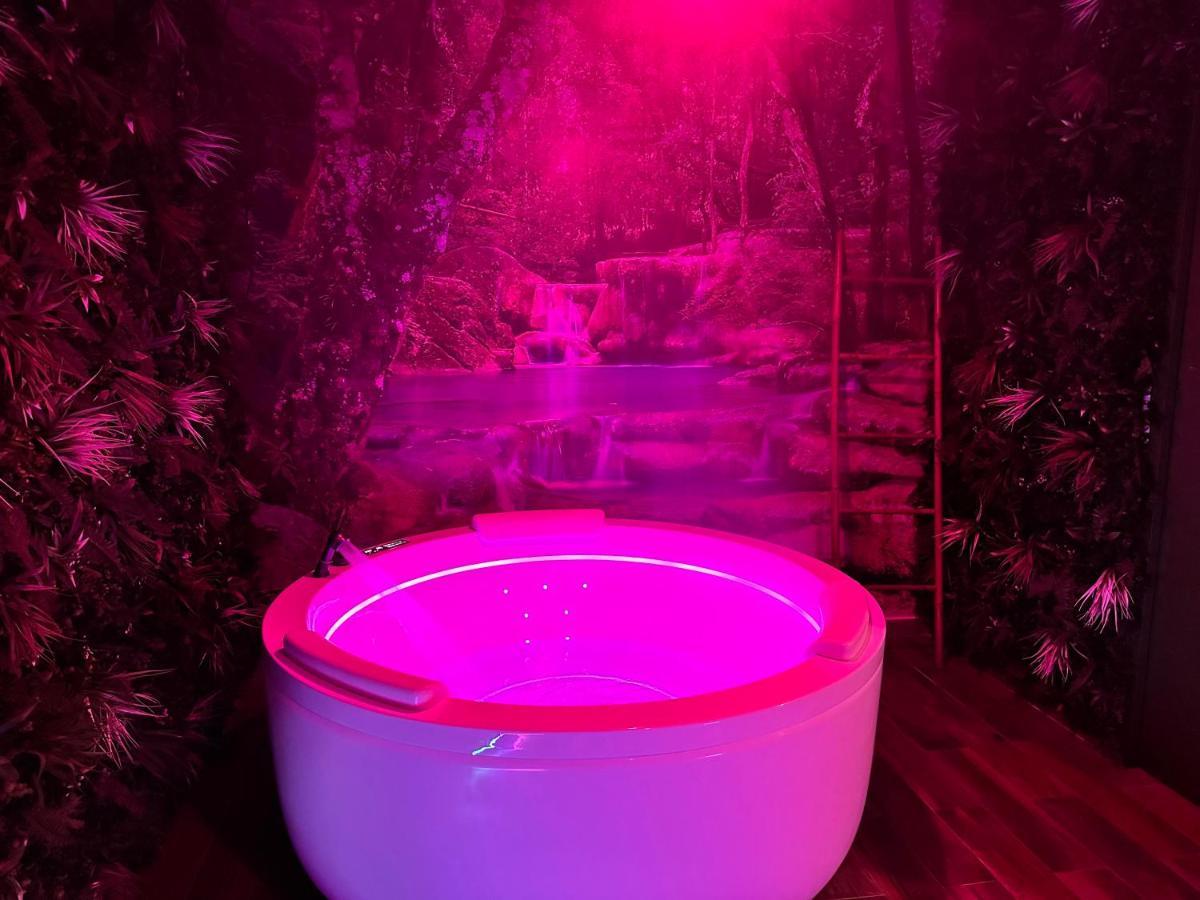 Narbnb - Jungle Suite - Jacuzzi - Centre - Clim Нарбон Екстериор снимка