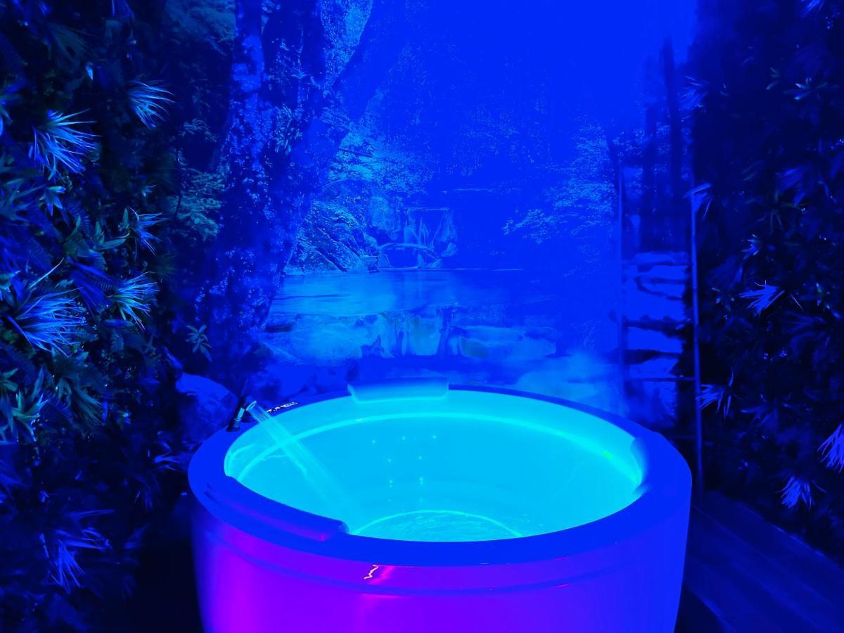 Narbnb - Jungle Suite - Jacuzzi - Centre - Clim Нарбон Екстериор снимка