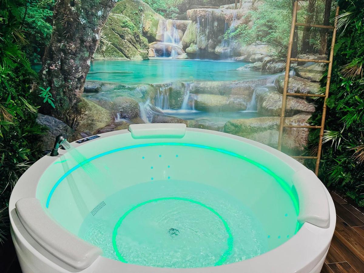 Narbnb - Jungle Suite - Jacuzzi - Centre - Clim Нарбон Екстериор снимка